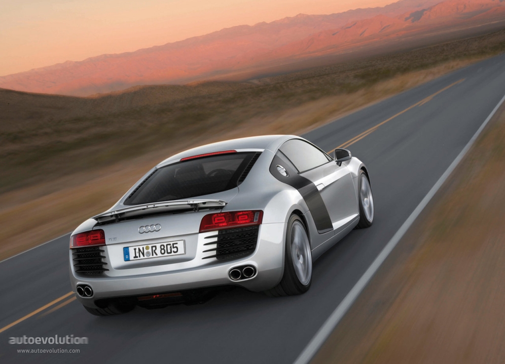 Audi R8 photo 11