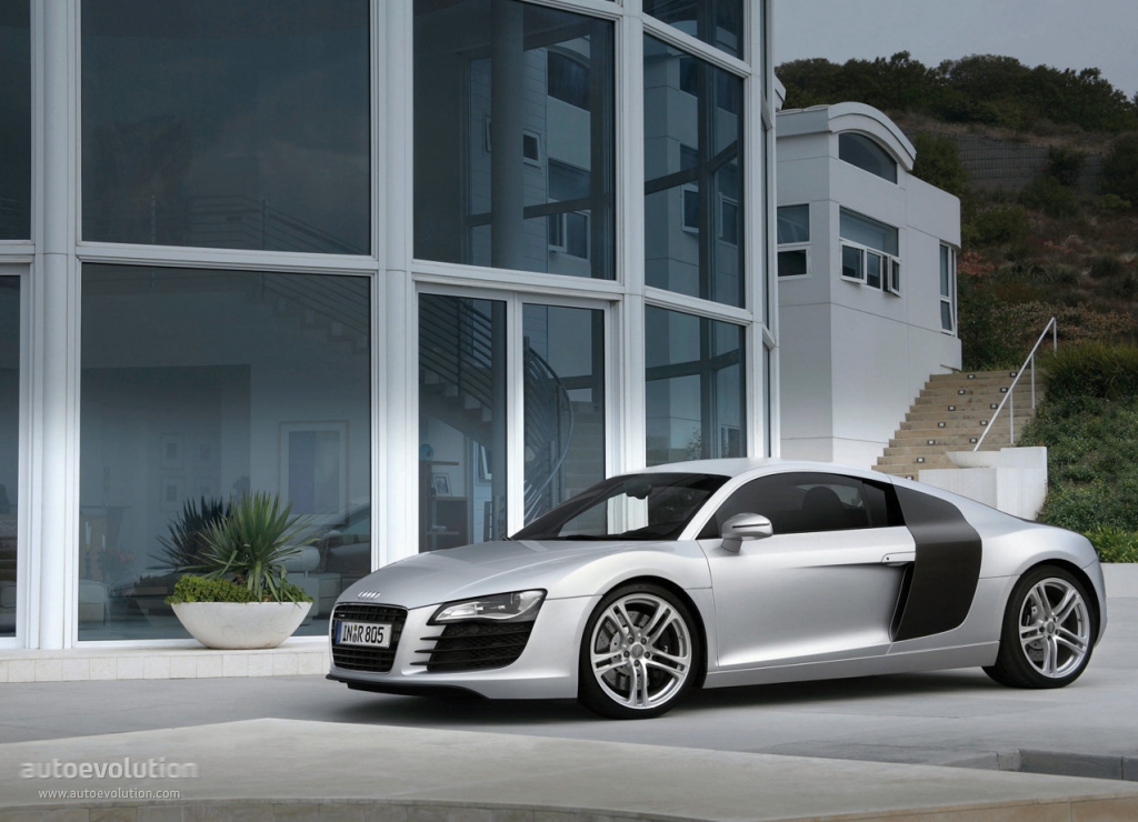 Audi R8 photo 6