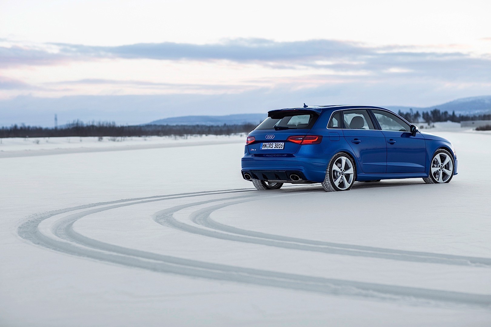 Audi Rs 3 Sportback photo 21