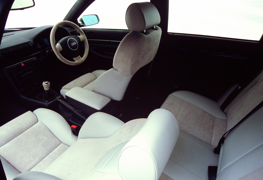 Audi Rs 4 Avant photo 33