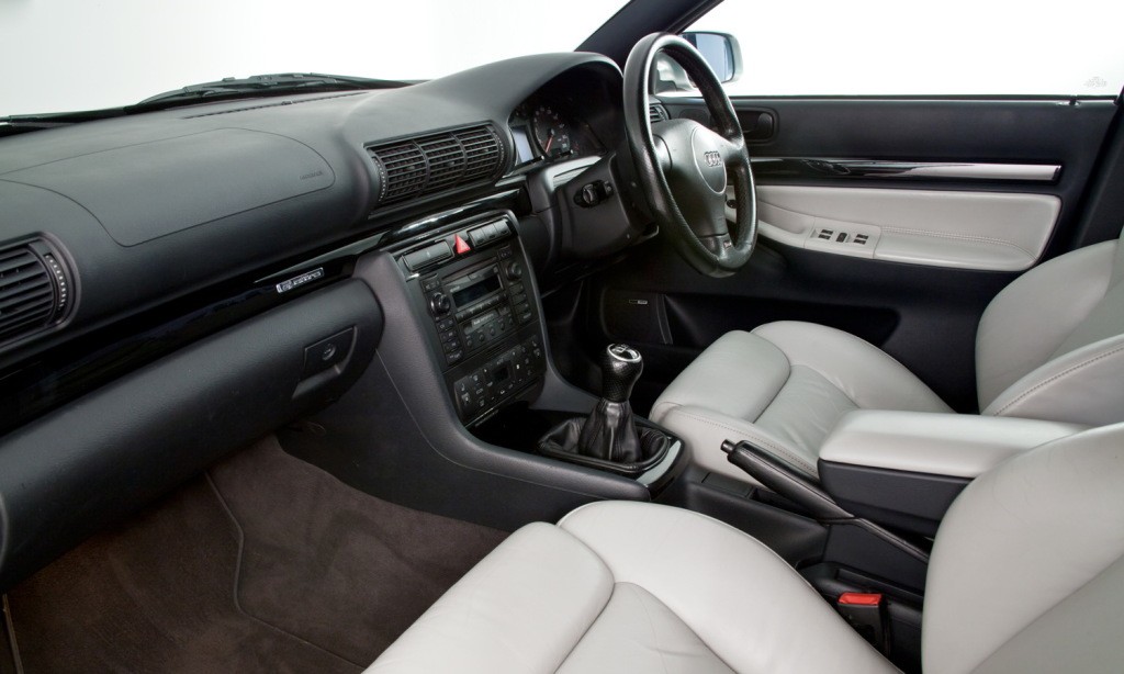 Audi Rs 4 Avant photo 34