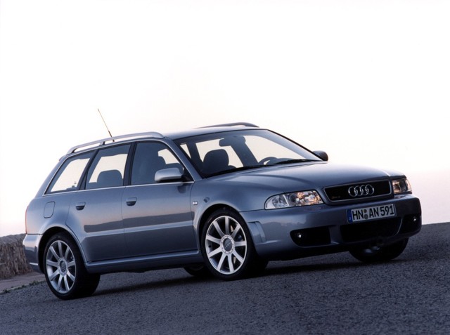 Audi Rs 4 Avant photo 10