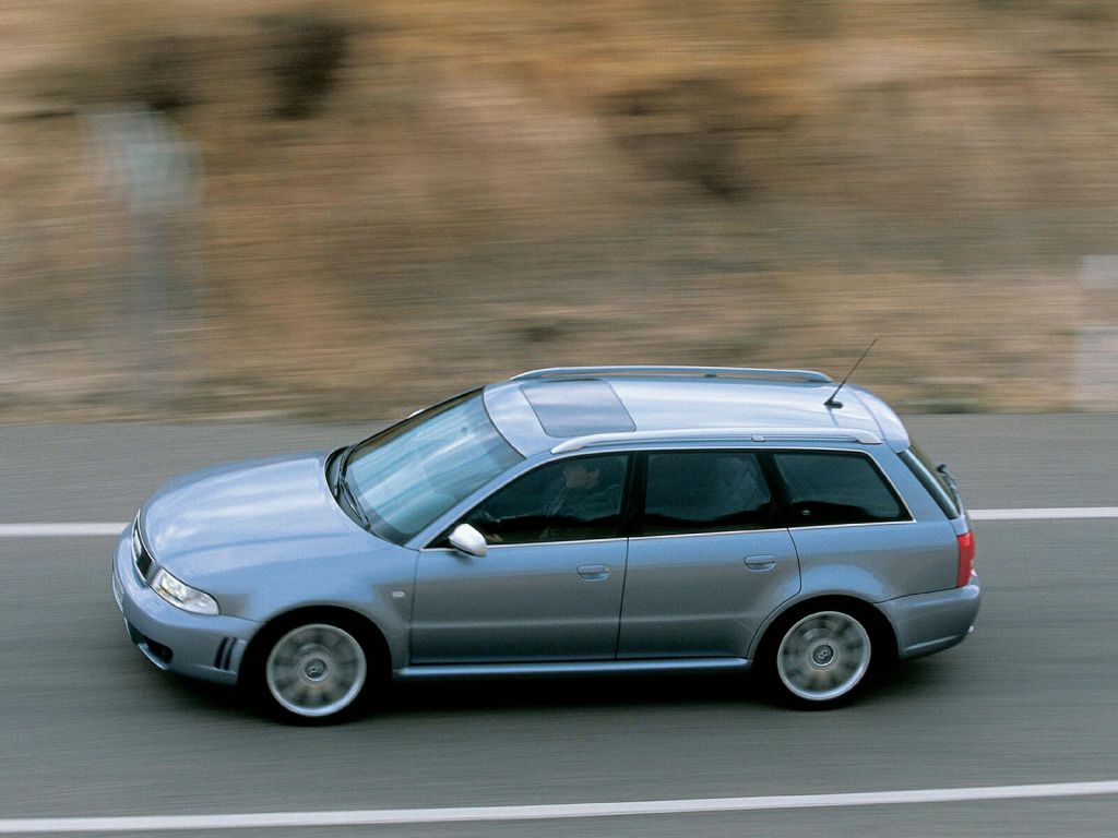 Audi Rs 4 Avant photo 20