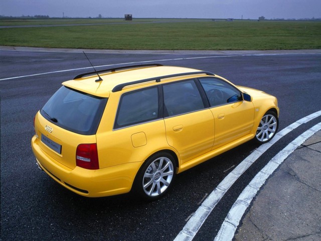 Audi Rs 4 Avant photo 24