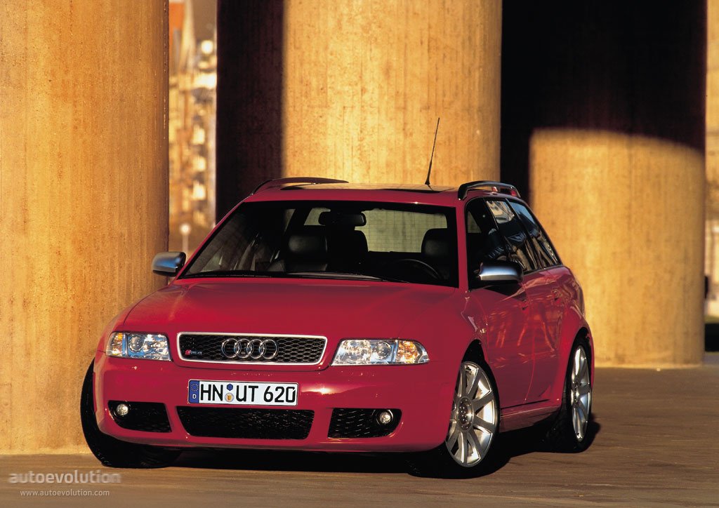 Audi Rs 4 Avant photo 8