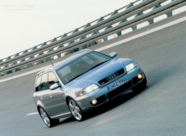 Audi Rs 4 Avant photo 3