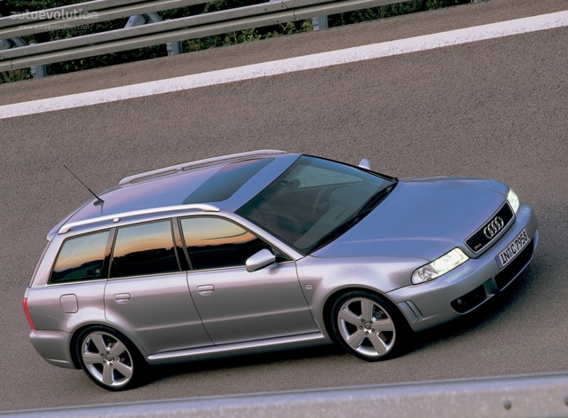 Audi Rs 4 Avant photo 4
