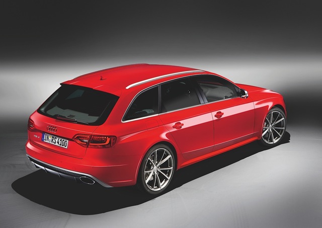 Audi Rs 4 Avant photo 10