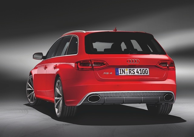 Audi Rs 4 Avant photo 11
