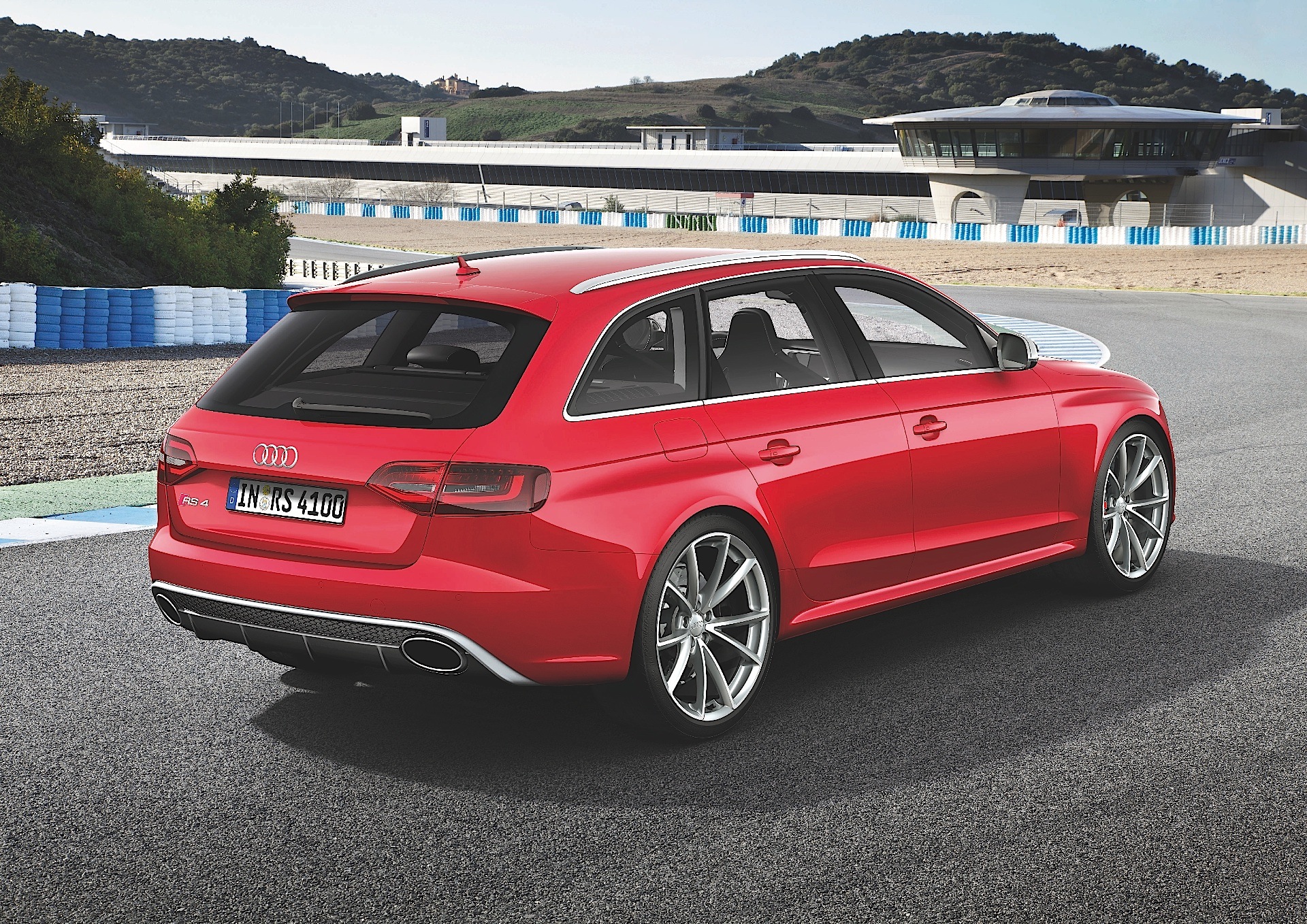Audi Rs 4 Avant photo 17