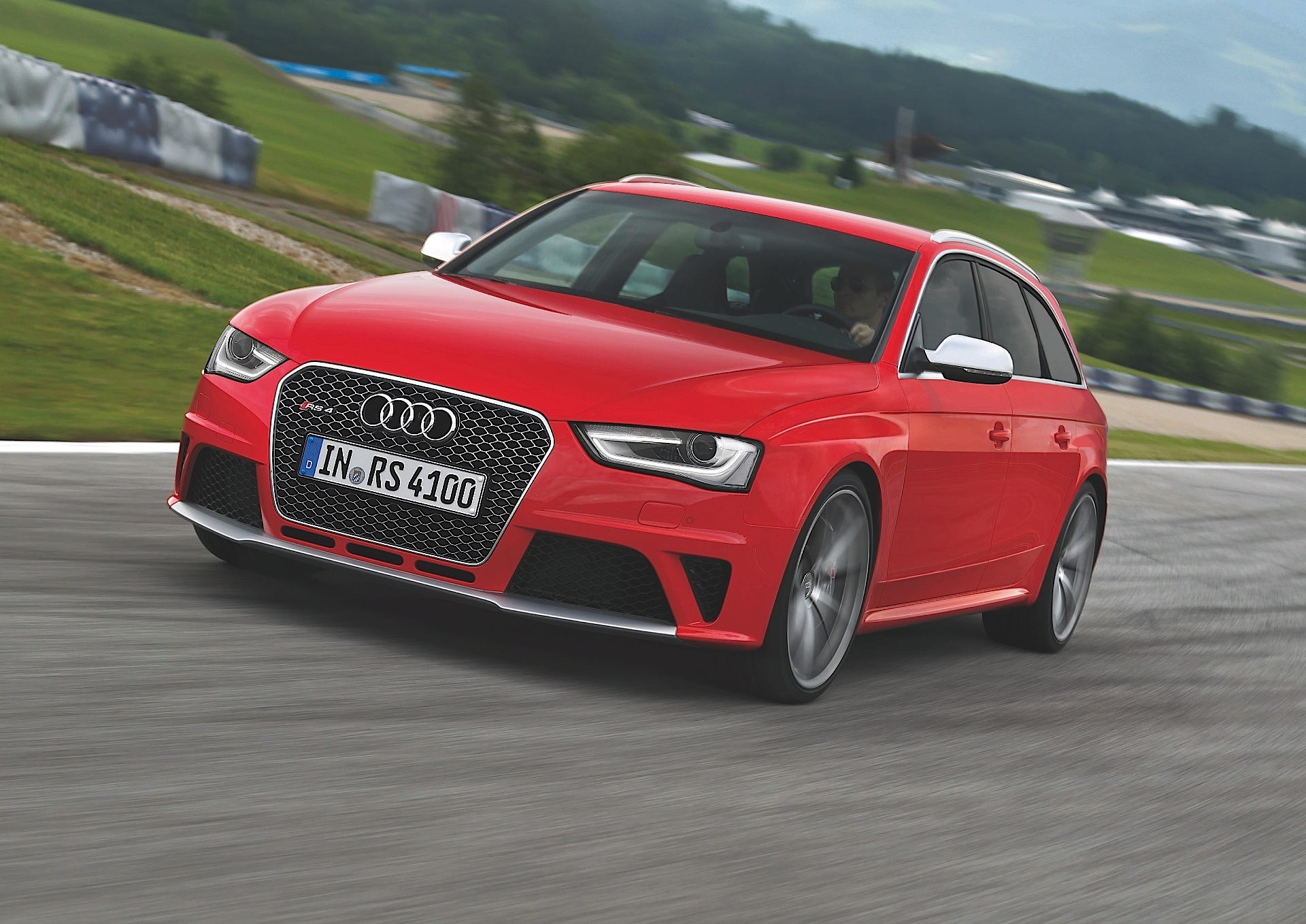 Audi Rs 4 Avant photo 22