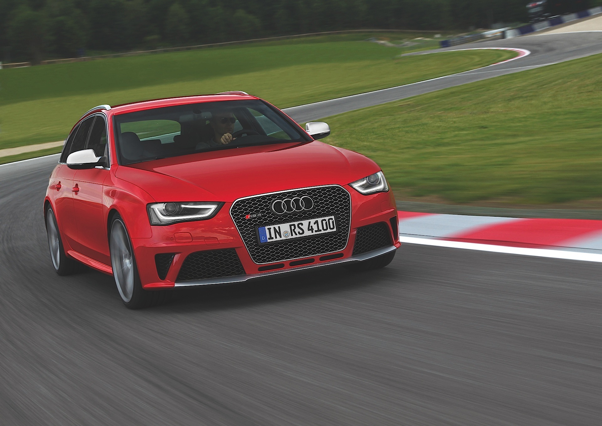 Audi Rs 4 Avant photo 25