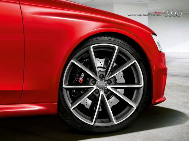 Audi Rs 4 Avant photo 5