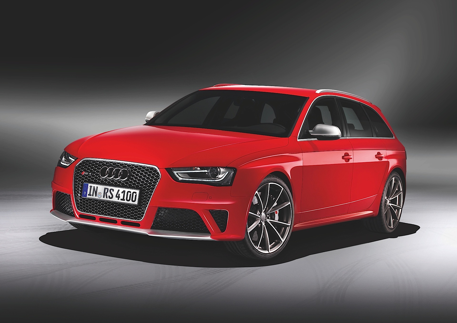 Audi Rs 4 Avant photo 6