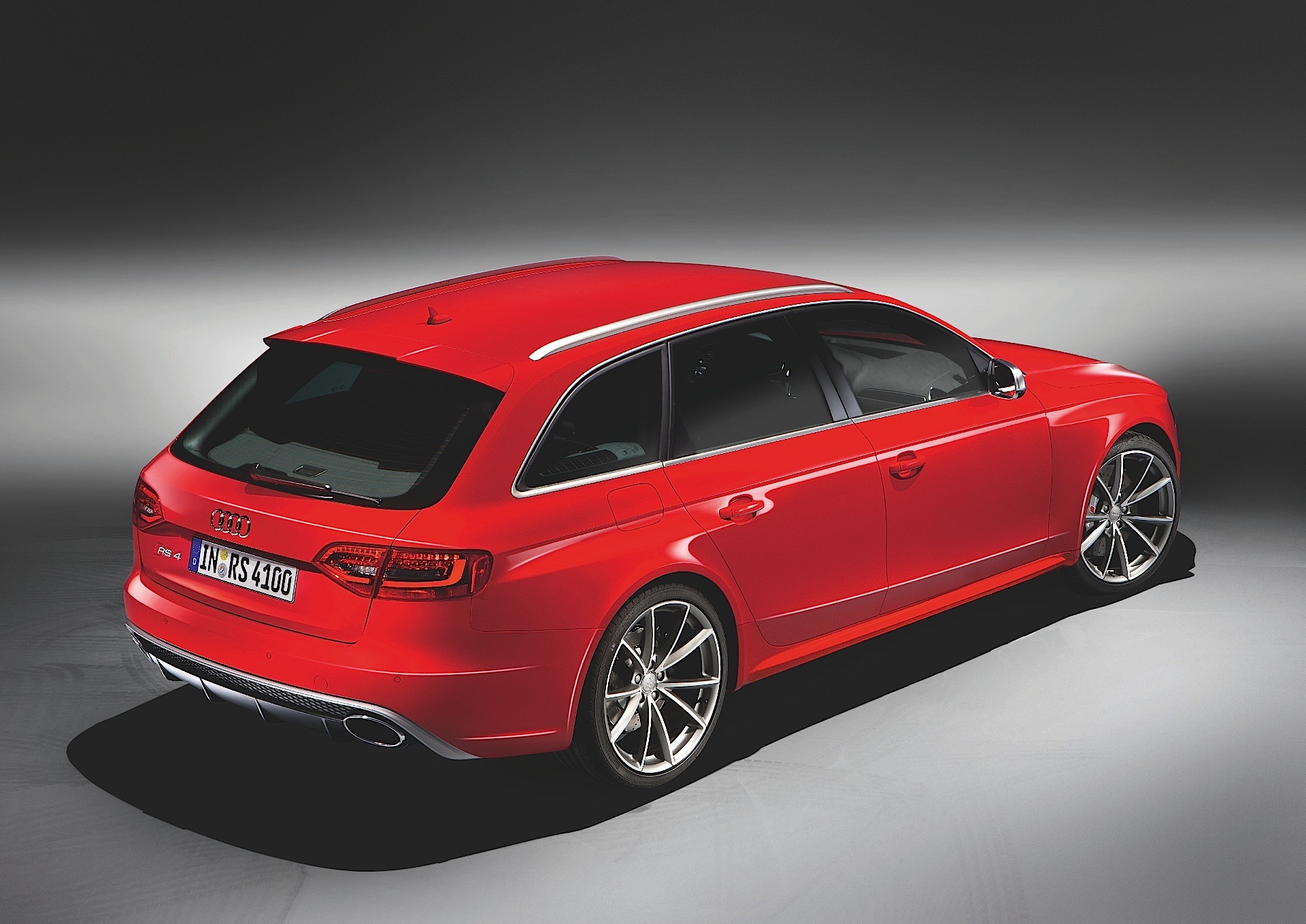 Audi Rs 4 Avant photo 7