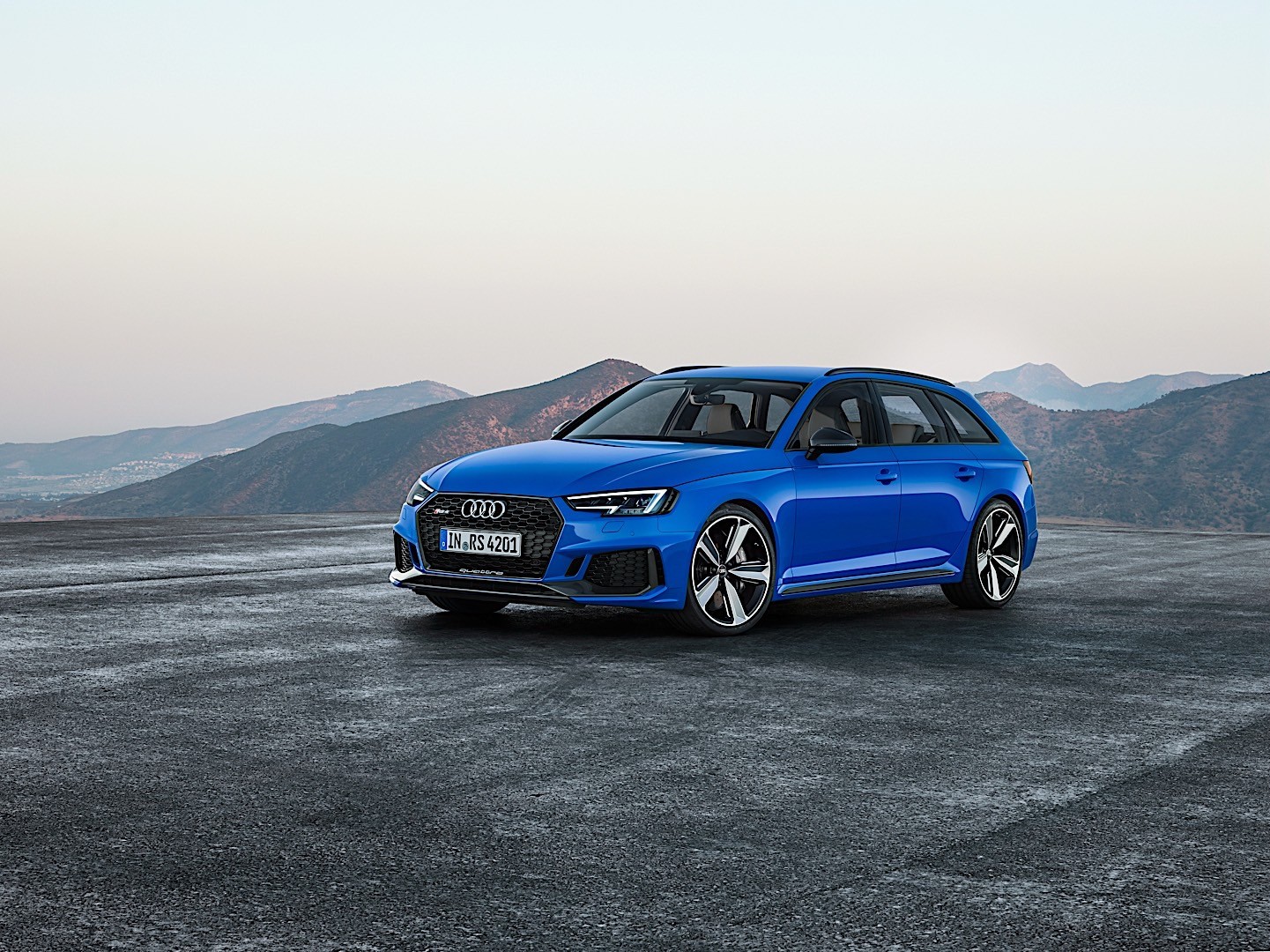Audi Rs 4 Avant photo 6