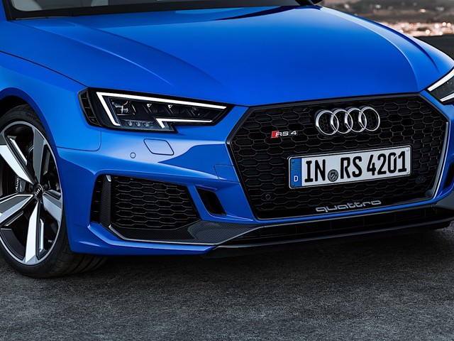 Audi Rs 4 Avant foto 10