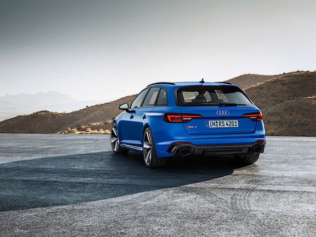 Audi Rs 4 Avant foto 18