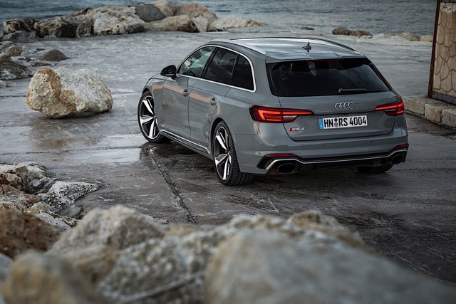 Audi Rs 4 Avant foto 24