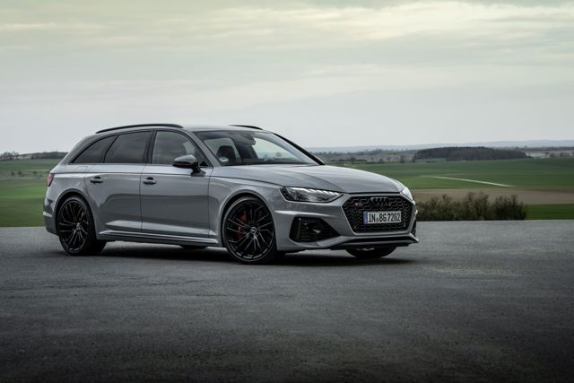 Audi Rs 4 Avant Foto 2