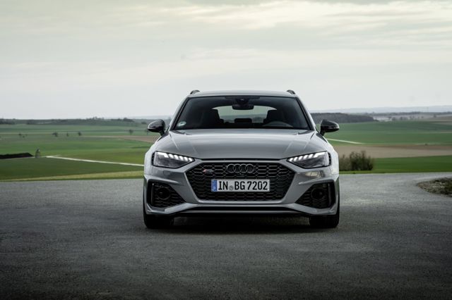 Audi Rs 4 Avant Foto 3