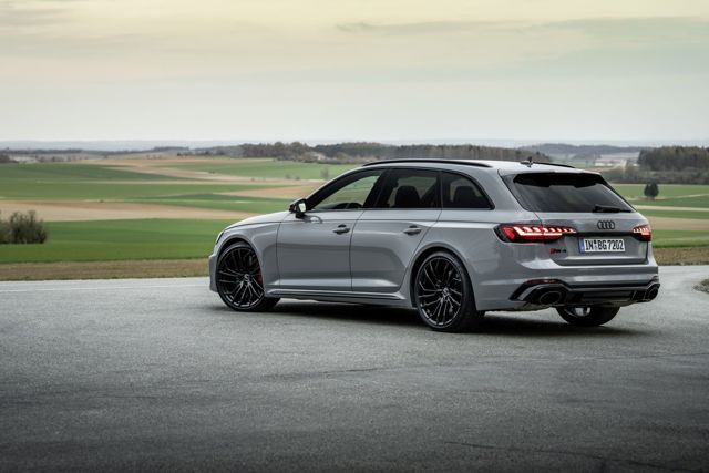 Audi Rs 4 Avant Foto 6