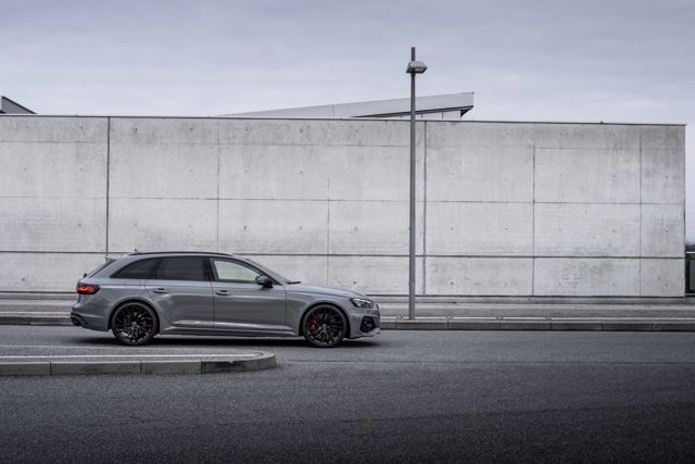 Audi Rs 4 Avant Foto 9