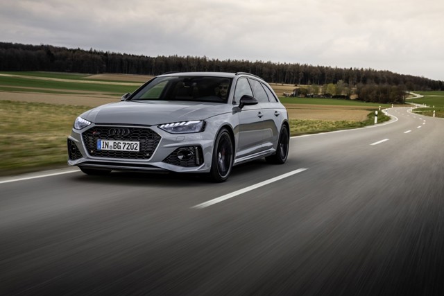 Audi Rs 4 Avant Foto 14