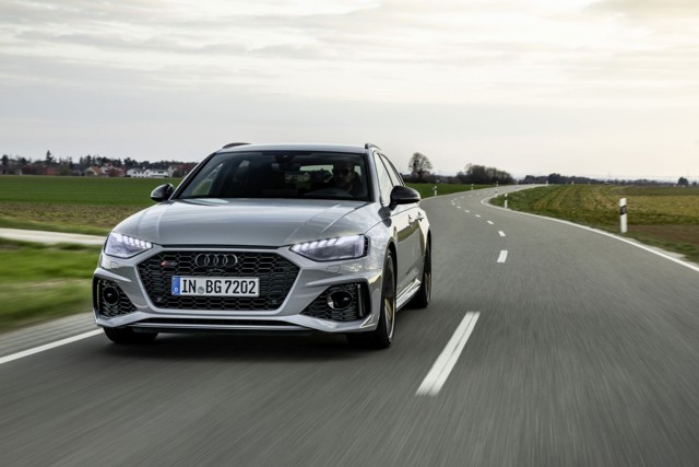 Audi Rs 4 Avant Foto 17