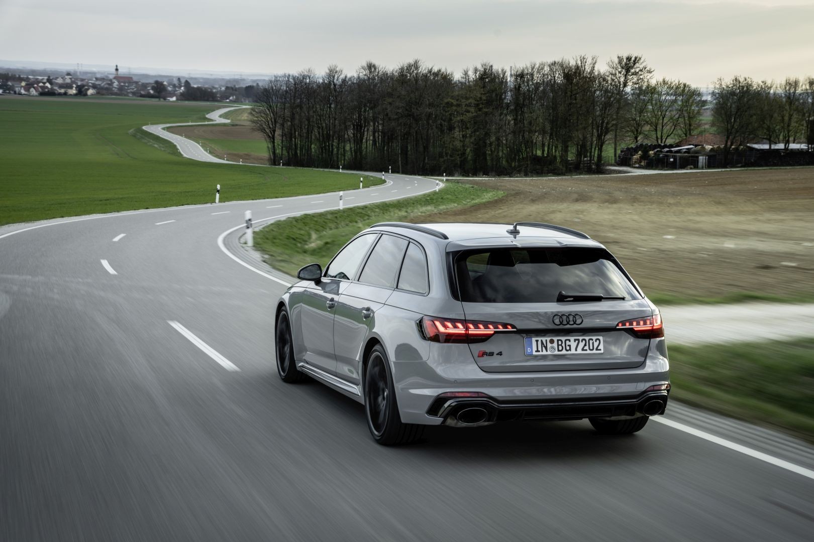 Audi Rs 4 Avant photo 19