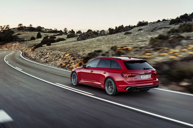 Audi Rs 4 Avant Foto 30