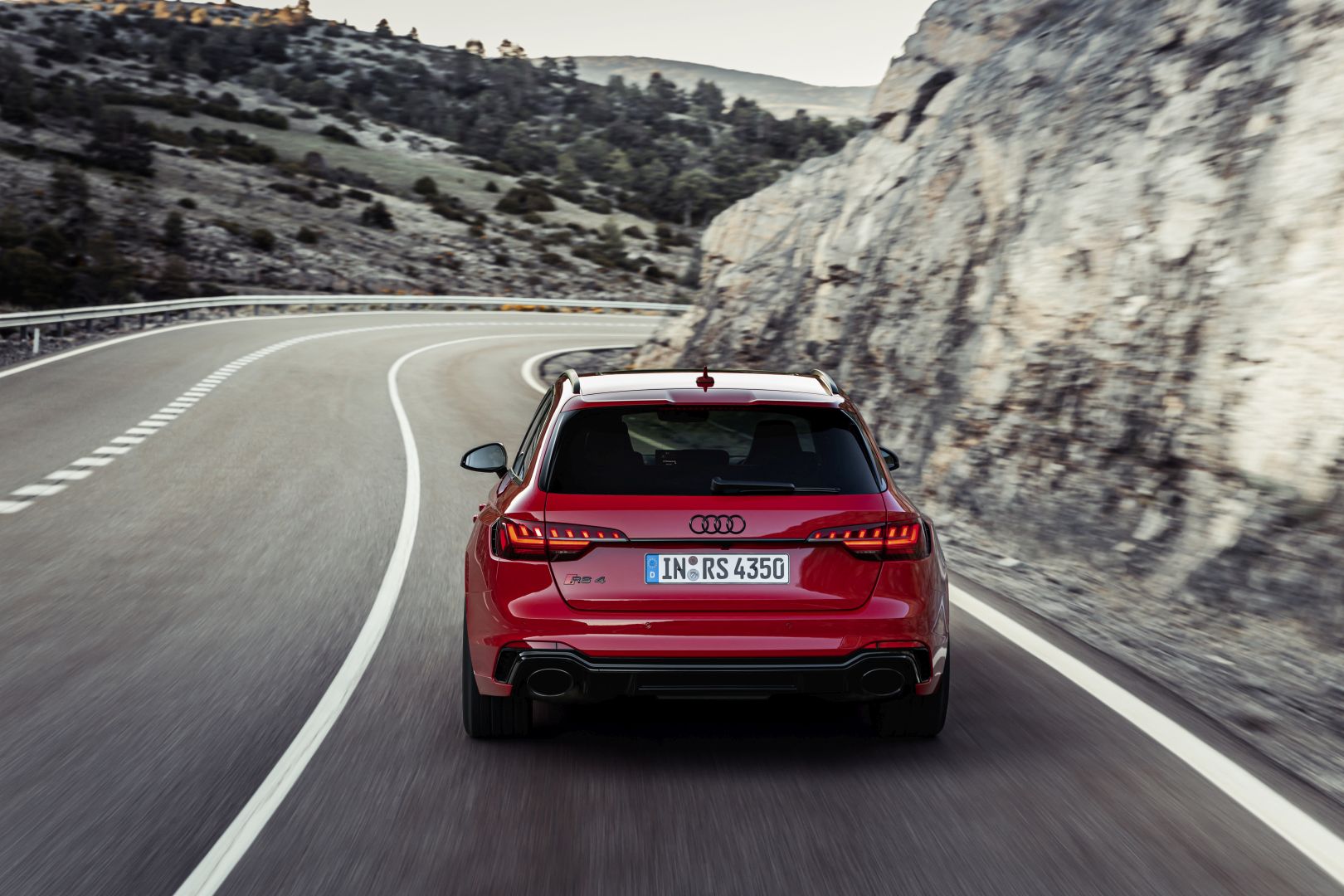 Audi Rs 4 Avant photo 31