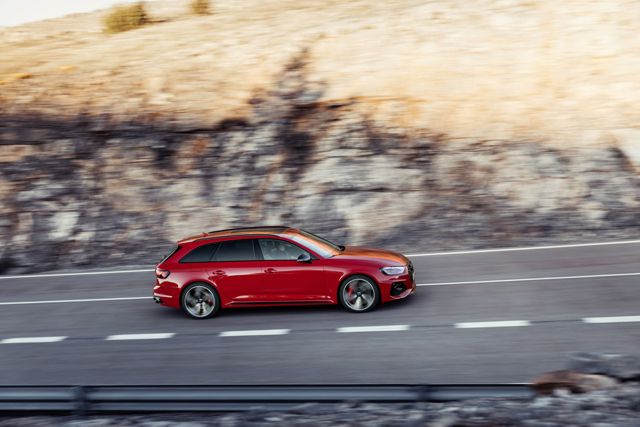 Audi Rs 4 Avant Foto 32