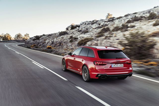 Audi Rs 4 Avant Foto 35