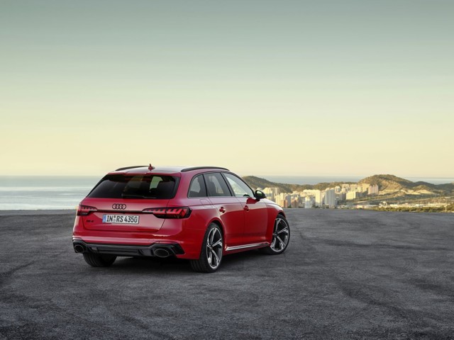 Audi Rs 4 Avant Foto 62