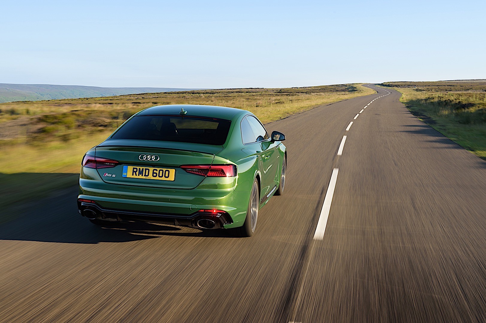 Audi Rs 5 photo 4