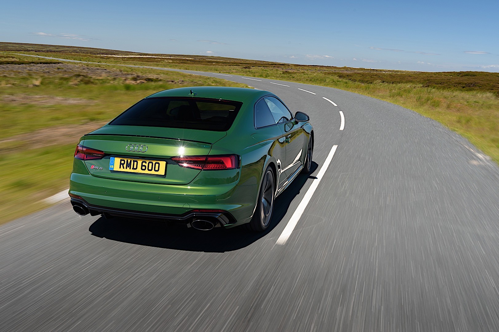 Audi Rs 5 photo 33