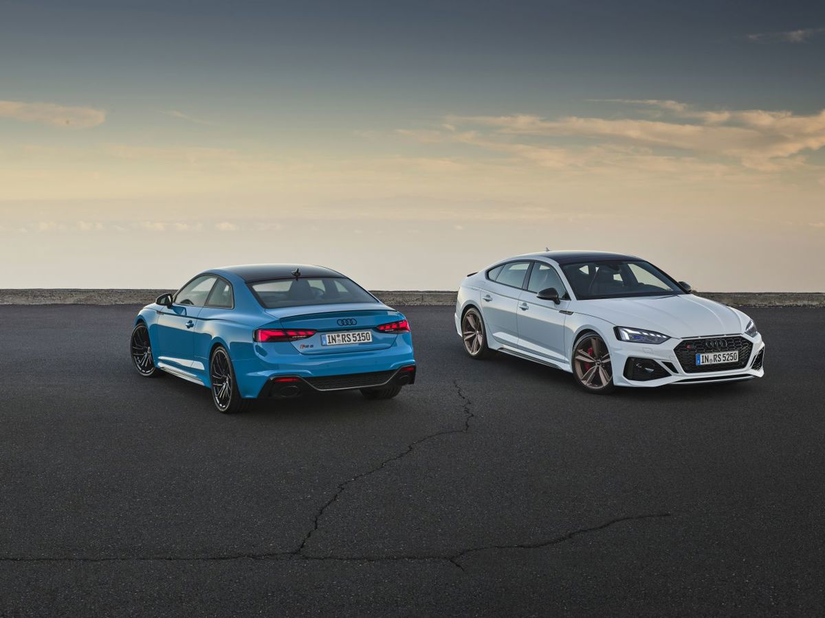 Audi AUDI RS5 4.2 V8 FSI quattro 7AT (450 HP)