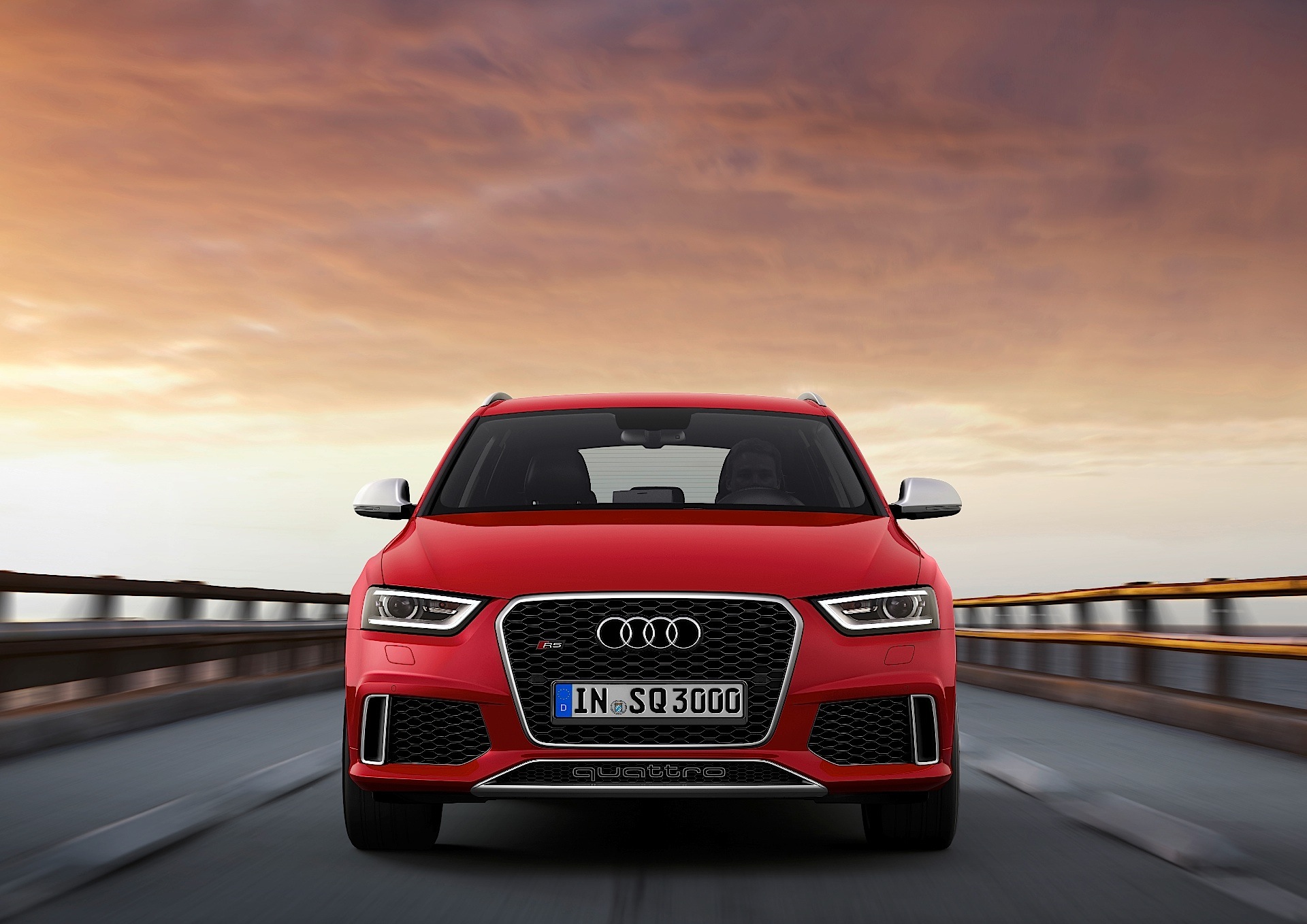 Audi Rs Q3 photo 9