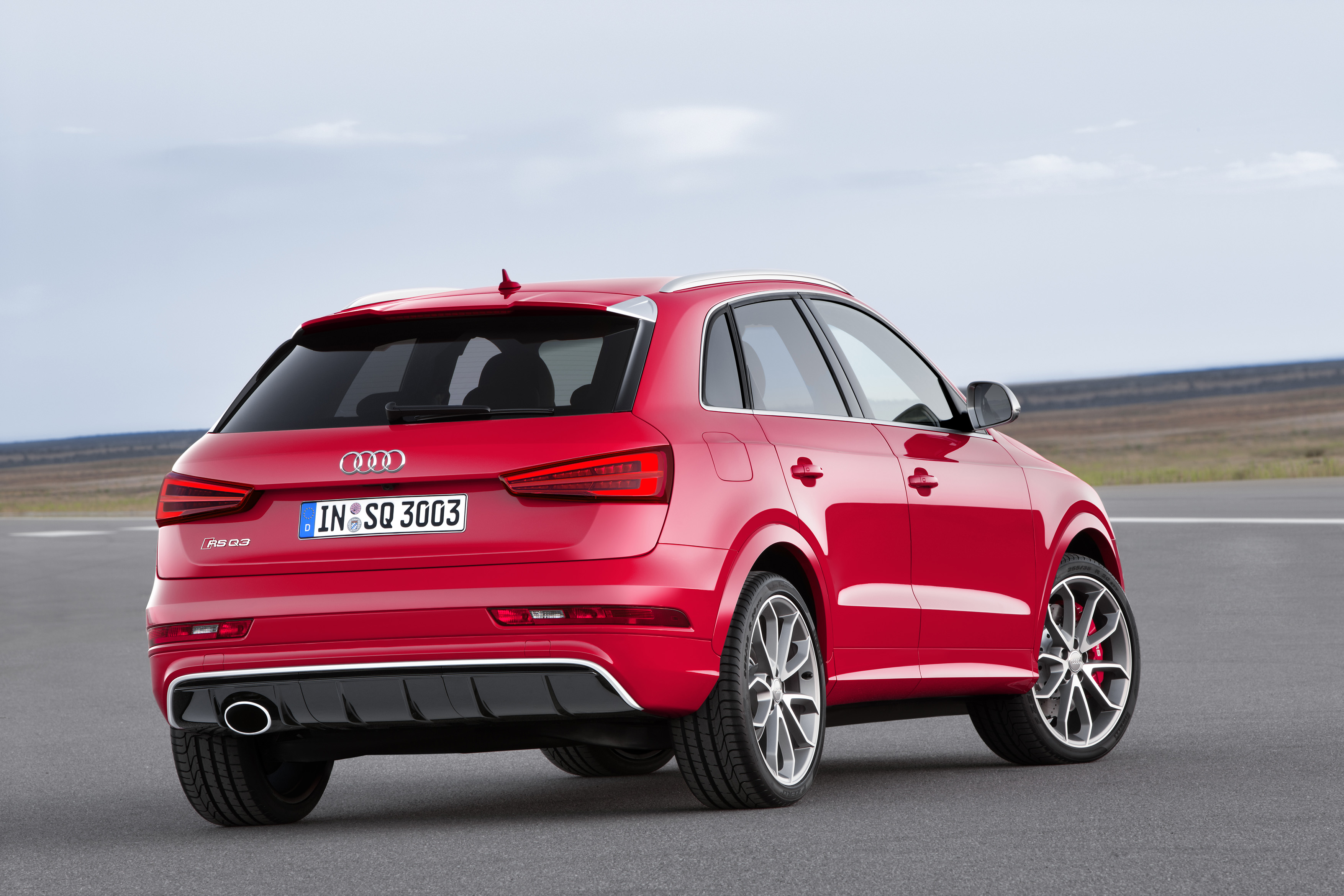 Audi Rs Q3 photo 7