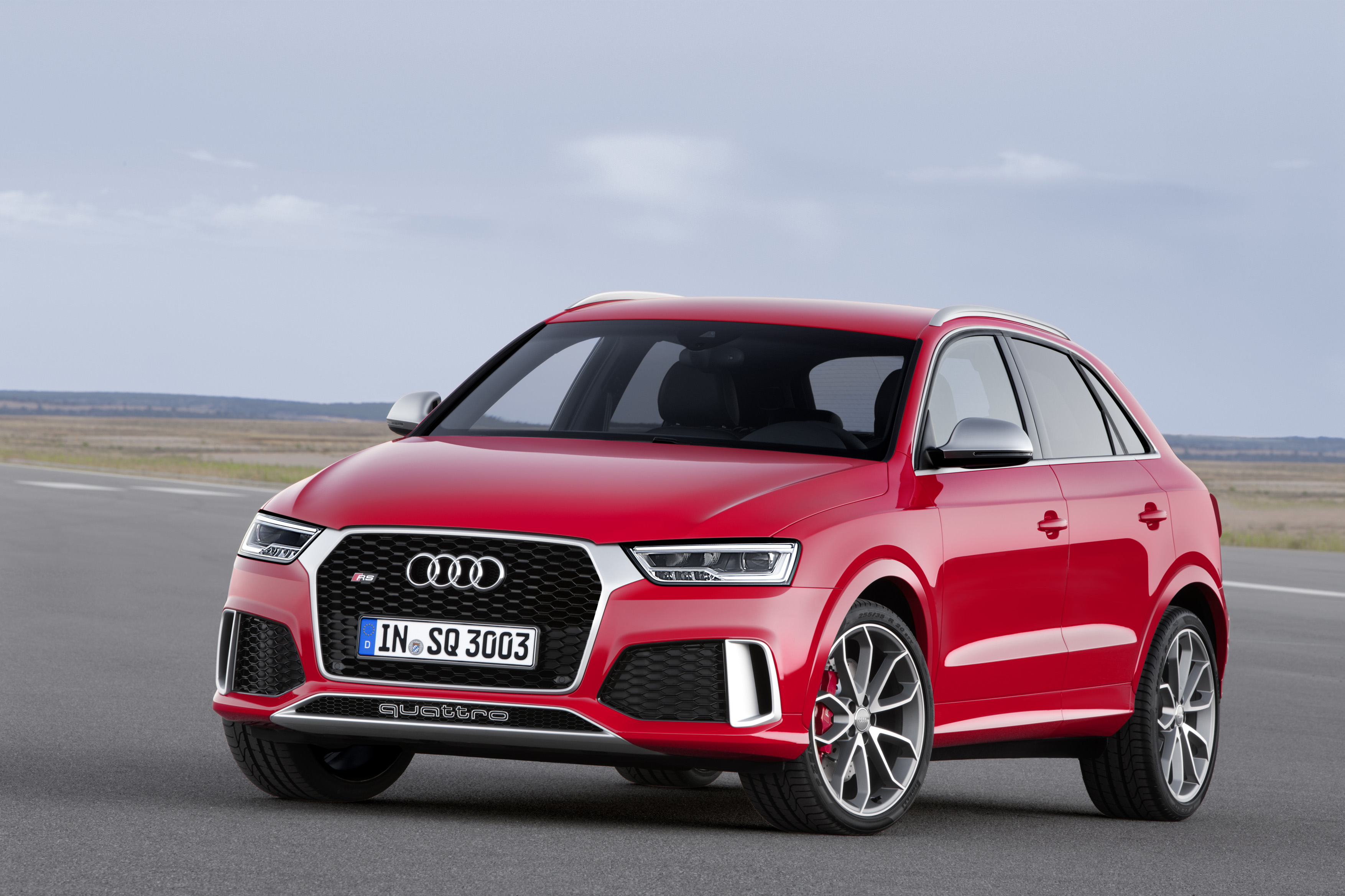 Audi Rs Q3 photo 8