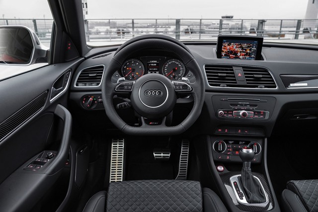 Audi Rs Q3 photo 20