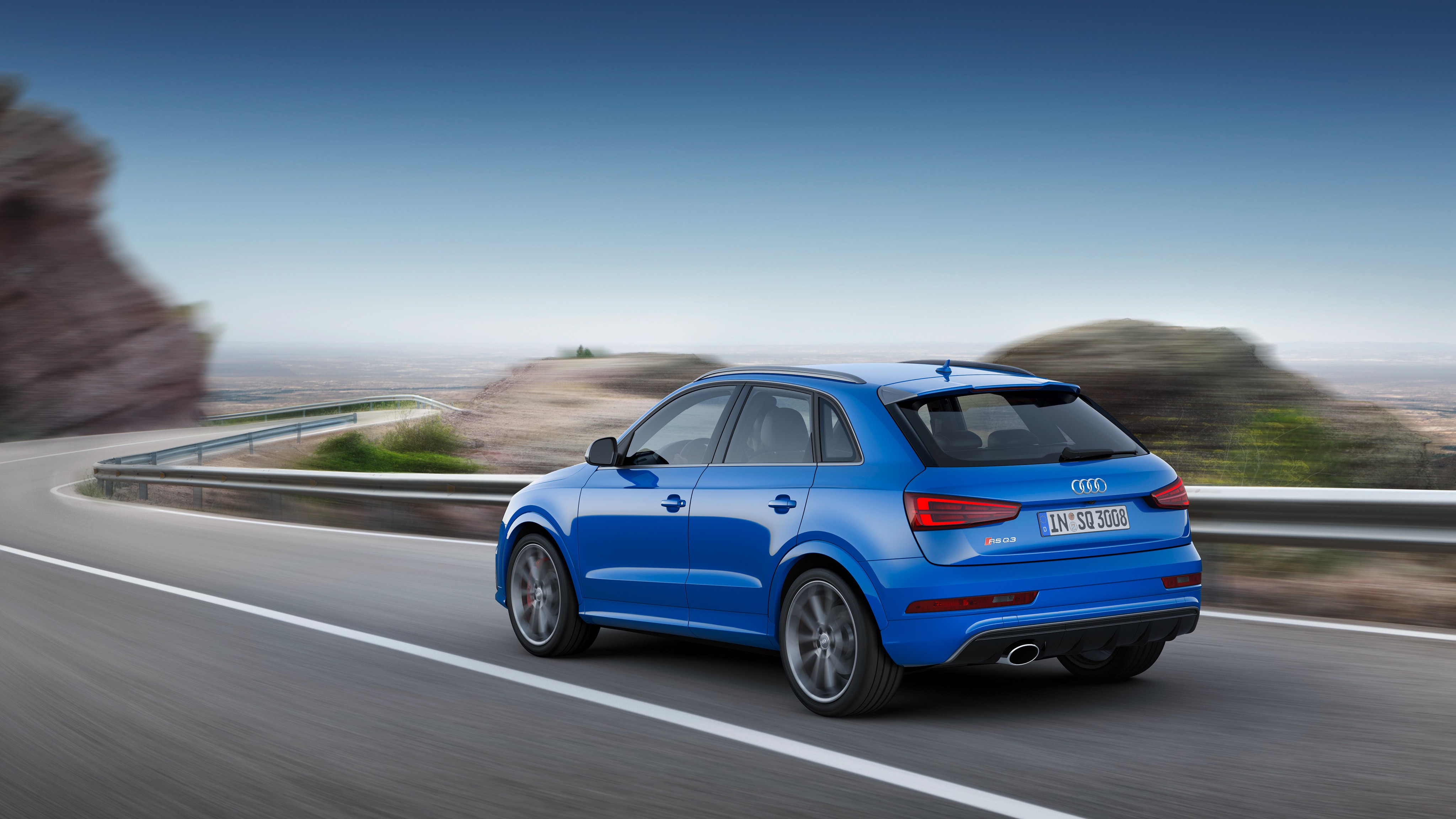 Audi Rs Q3 photo 28