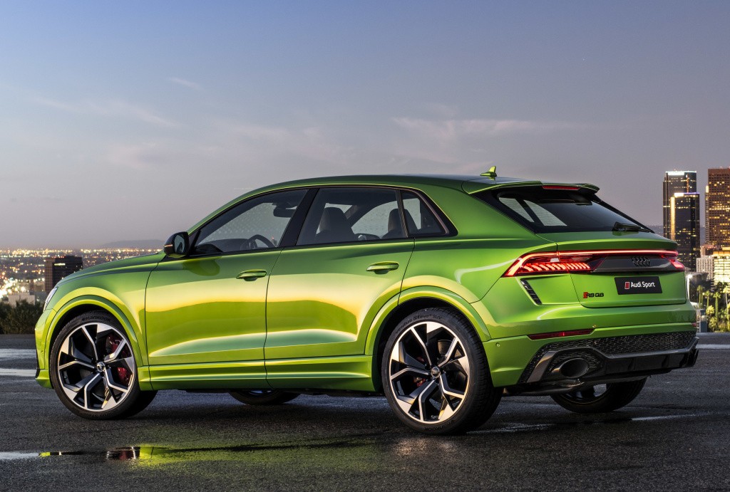 Audi Rs Q8 photo 28