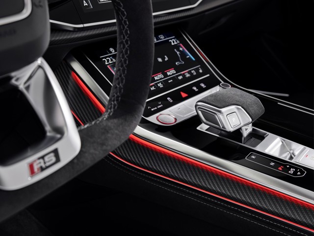 Audi Rs Q8 photo 35