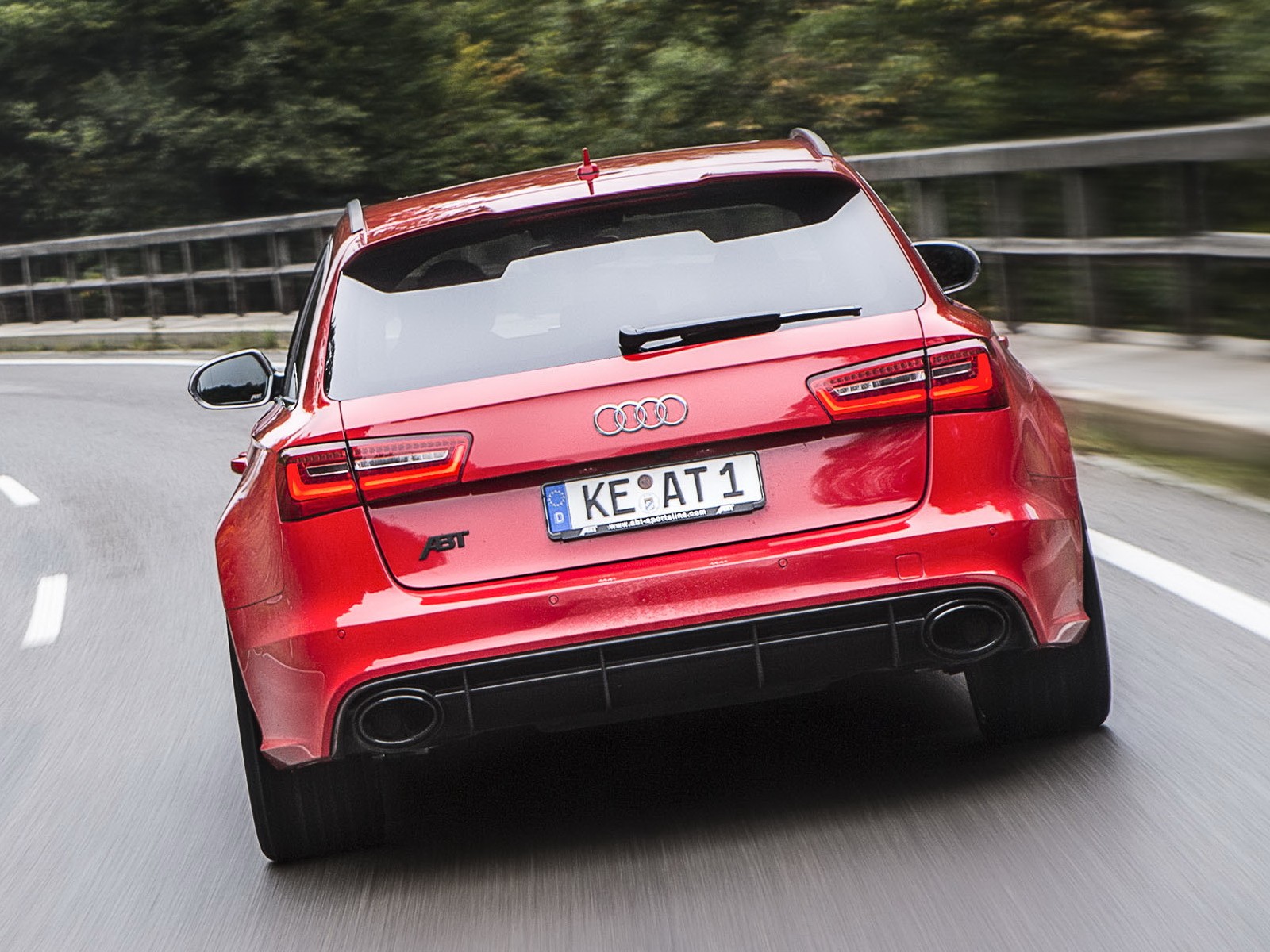 Audi Rs6 Avant photo 13