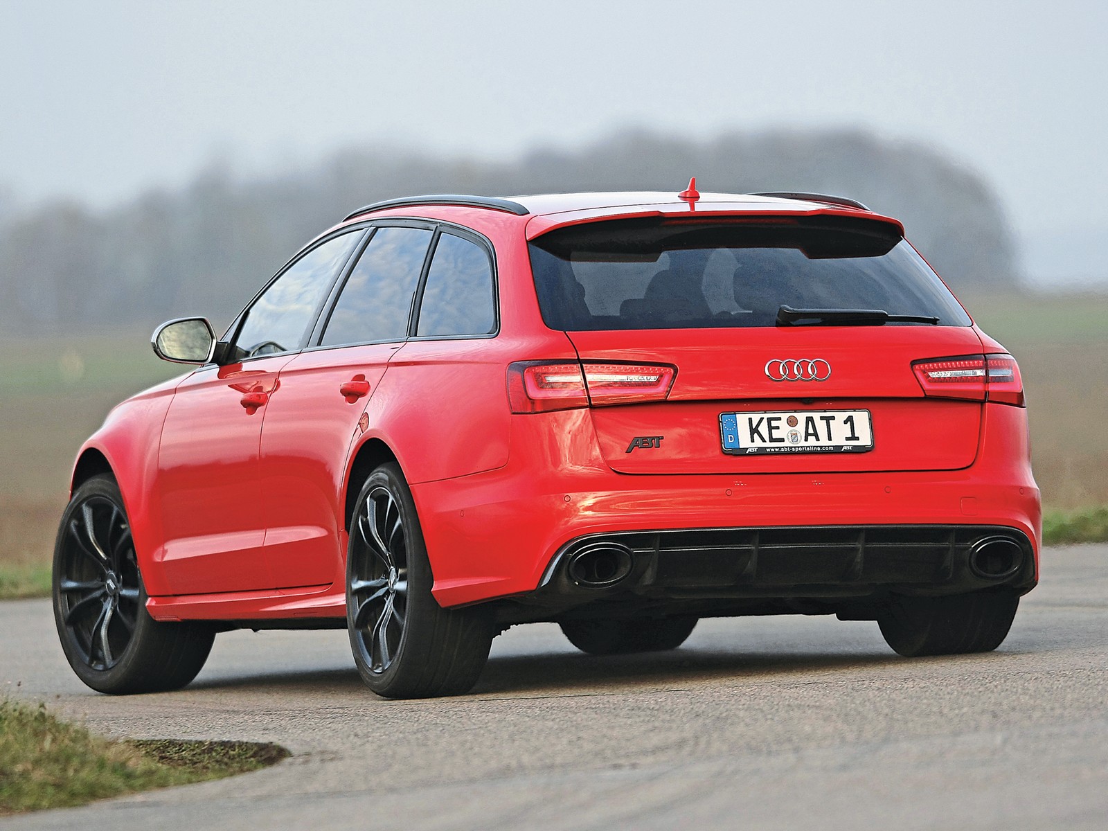 Audi Rs6 Avant photo 14