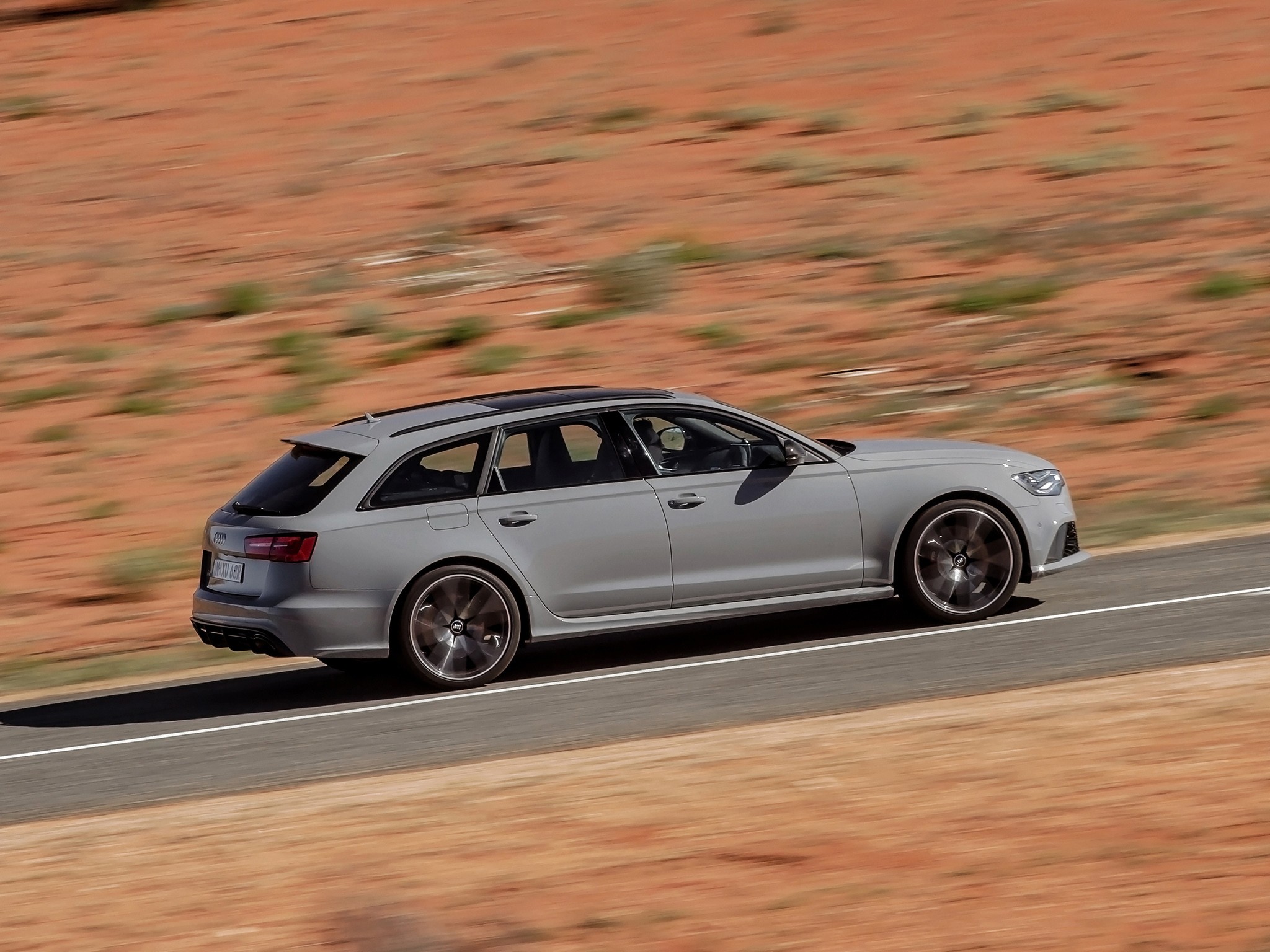 Audi Rs6 Avant photo 26