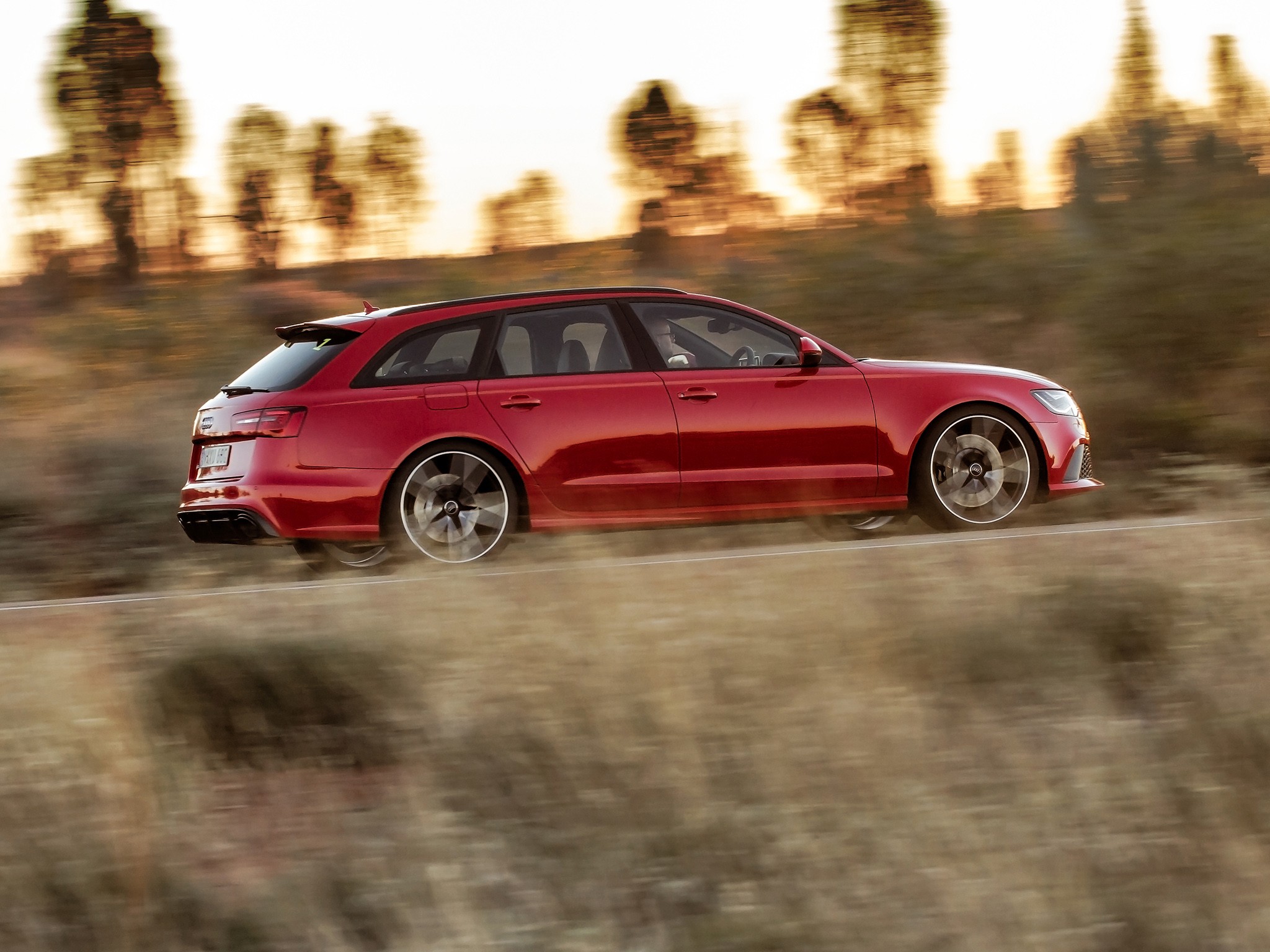 Audi Rs6 Avant photo 32