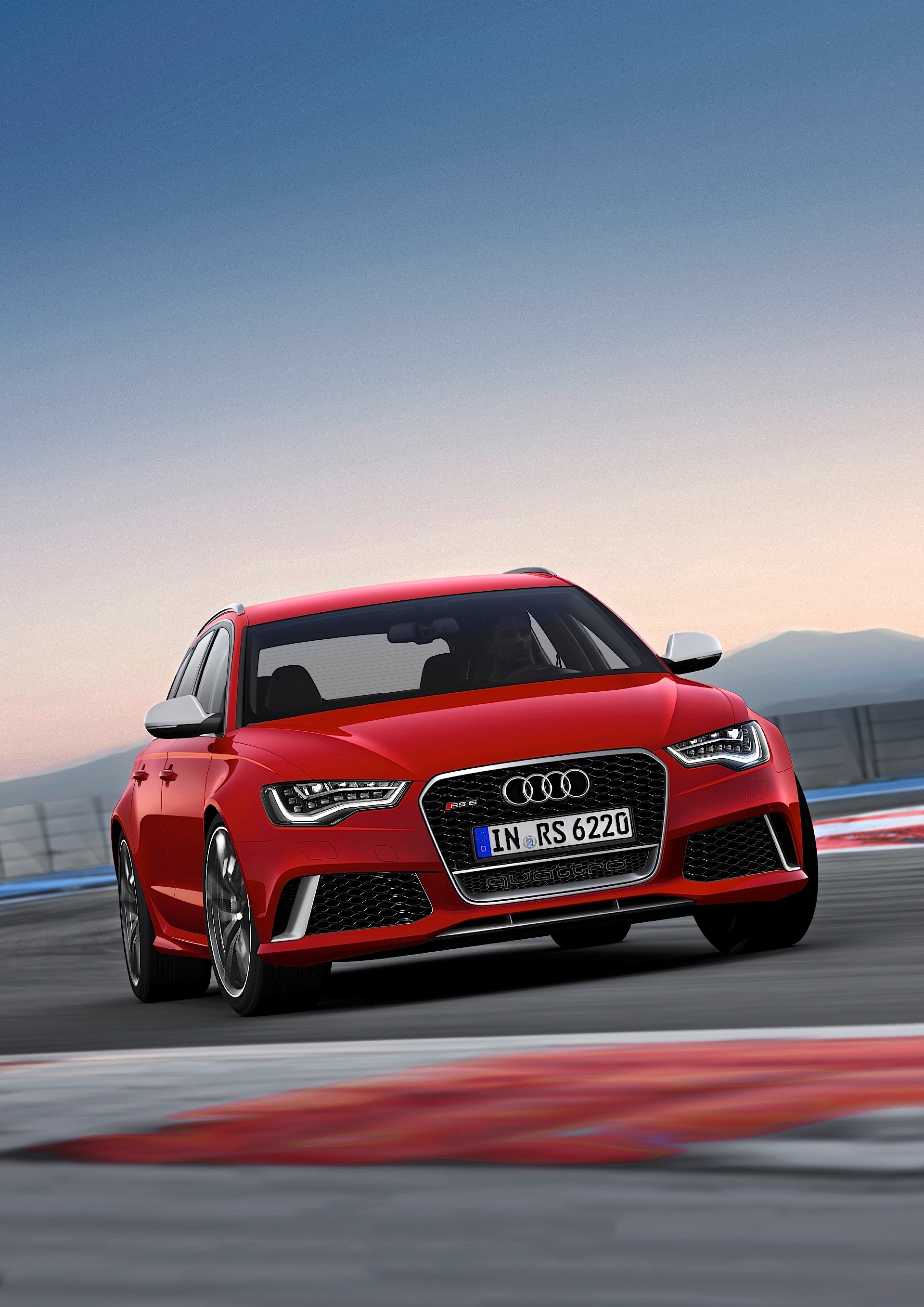Audi Rs6 Avant photo 8